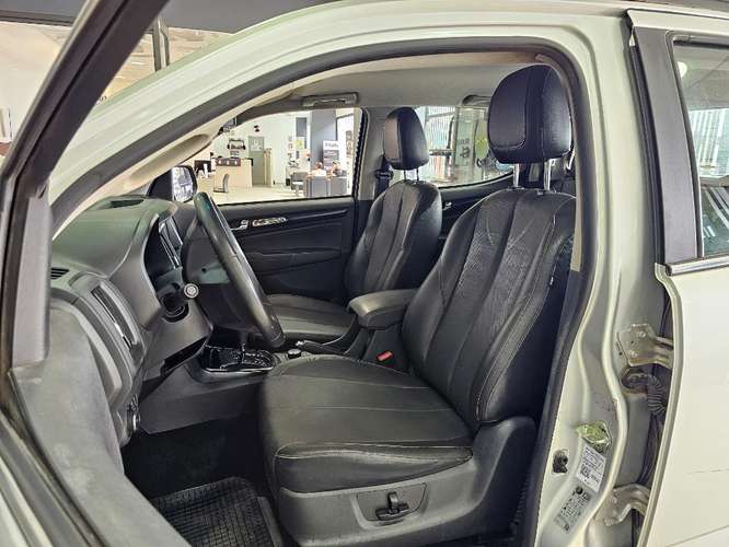 Chevrolet Colorado 2.8 HIGH COUNTRY AT 4X4 DIESEL 2023 - Imagen 11
