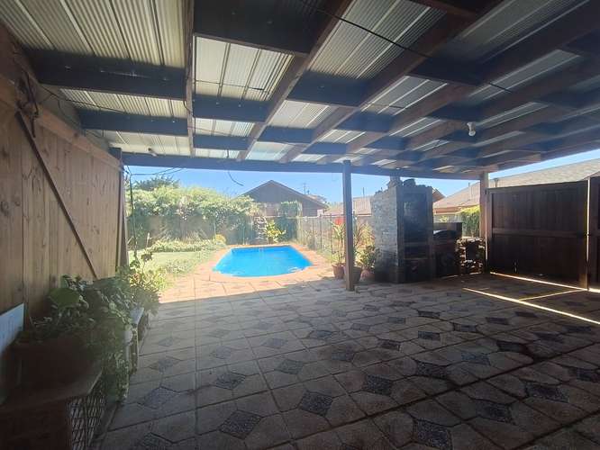 Conjunto turístico cabañas y casa lujosa de veraneo en El Quisco. Alta rentabilidad.