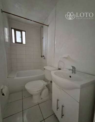 Departamento iluminado en arriendo Villa Alemana.