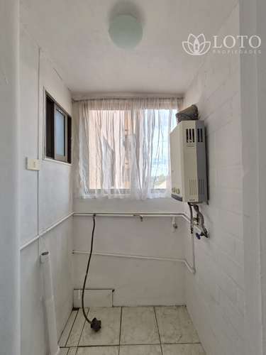 Departamento iluminado en arriendo Villa Alemana.