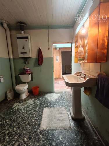 Venta de casa céntrica 4 dormitorios. Excelente sector de Placeres - Imagen 8