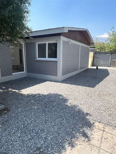 Casa en arriendo de 3 dorm. en Macul