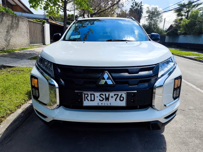 MITSUBISHI ASX - Imagen 2