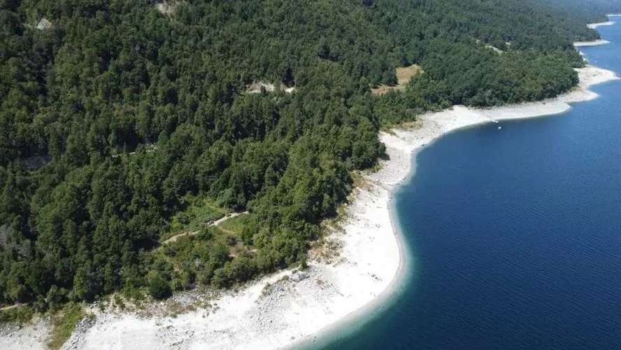 Terreno frente a playa en Caburgua, Pucon (183235)