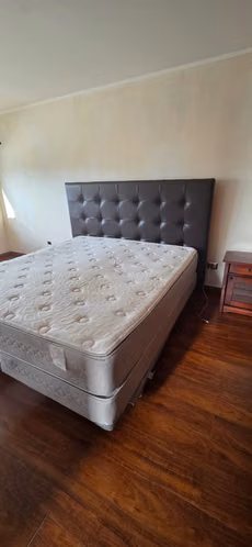 Cama King Rosen usada