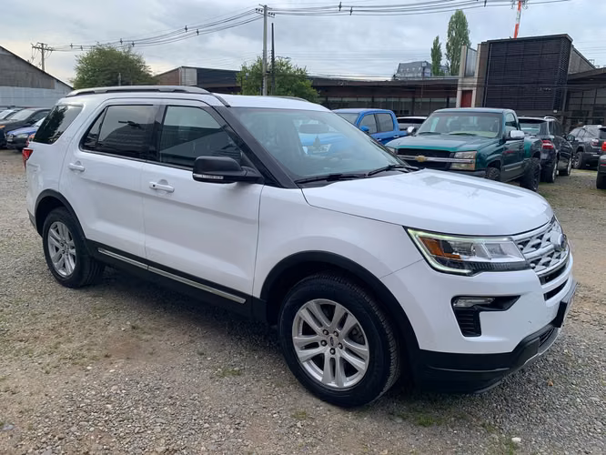 FORD NEW EXPLORER XLT 4X4 3.5 AUT 2020 - Imagen 3