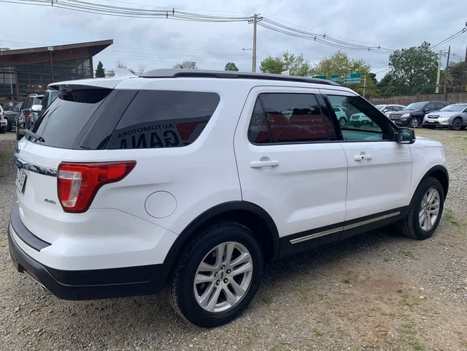 FORD NEW EXPLORER XLT 4X4 3.5 AUT 2020 - Imagen 2