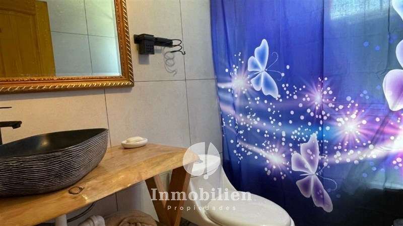 Casa con vista al Volcán 3D/2B y 2 cabañas - Llanquihue
