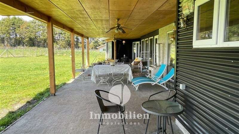 Casa con vista al Volcán 3D/2B y 2 cabañas - Llanquihue