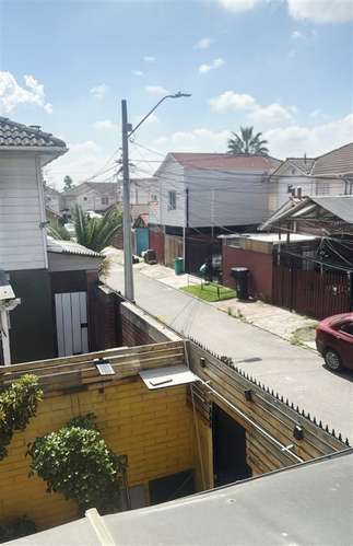 Casa en arriendo de 3 dorm. 2 baños en Cerrillos