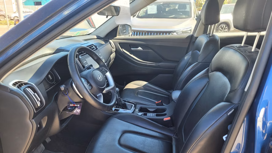 Hyundai CRETA SU2ID MPI FULL AUT. 1.5 1.5 • 4x2 • Automática • 2024  Precio Financiamiento  $14.490.000