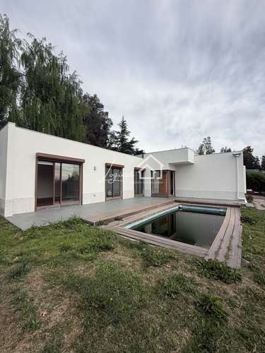 Casa en Arriendo en Machalí