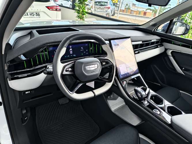 Geely Starray 2.0 SIGNATURE AT 2025 - Imagen 11
