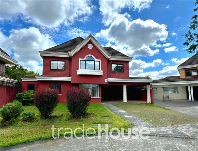 Casa en venta de 5 dorm. en Temuco