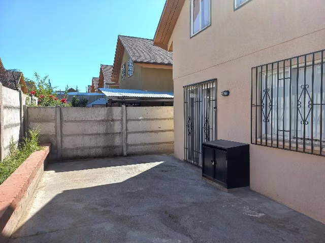 Arriendo Casa 4D/2B Frente U. de Talca - Salida Norte - Imagen 5