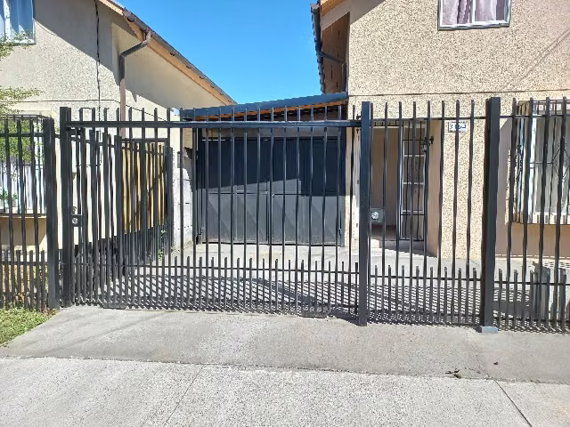 Arriendo Casa 4D/2B Frente U. de Talca - Salida Norte - Imagen 4