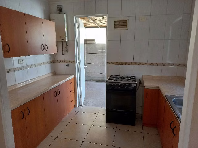 Arriendo Casa 4D/2B Frente U. de Talca - Salida Norte - Imagen 10