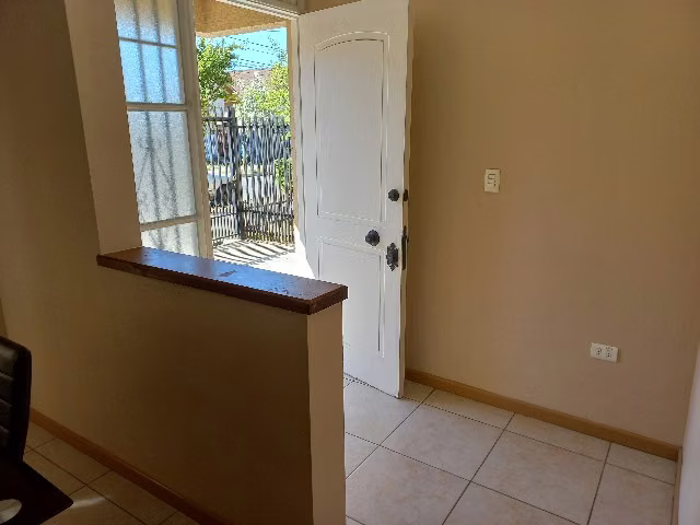 Arriendo Casa 4D/2B Frente U. de Talca - Salida Norte - Imagen 13