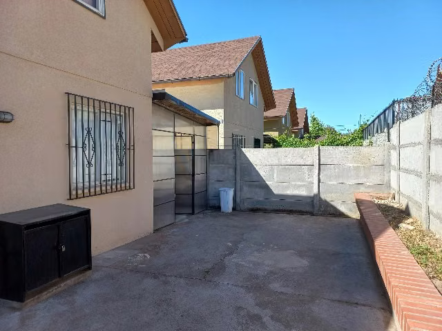 Arriendo Casa 4D/2B Frente U. de Talca - Salida Norte - Imagen 8