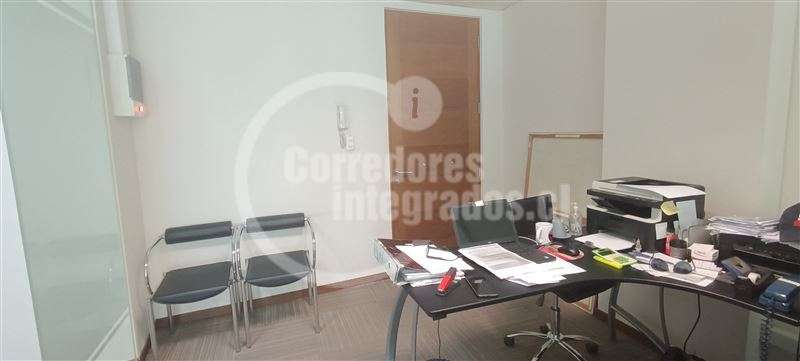 Oficina en arriendo en Lo Barnechea - Imagen 2