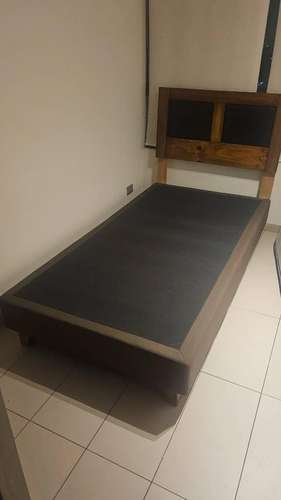 Cama Rosen Classique 1,5 con respaldo