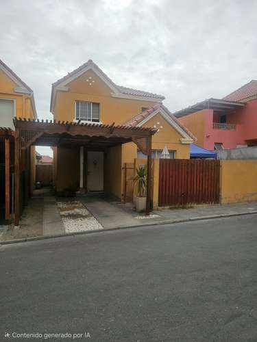 Vende amplia Casa en sector norte
