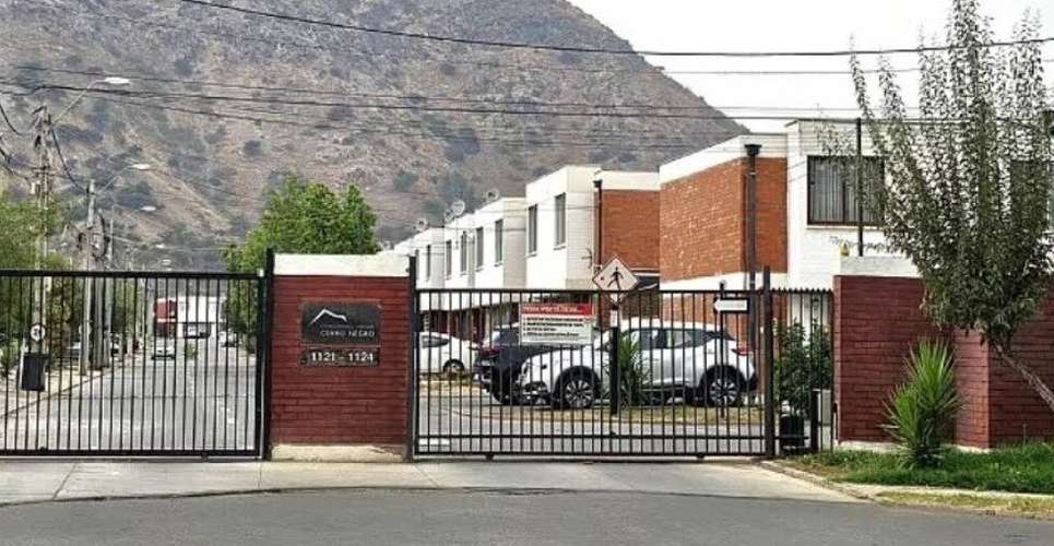 Se Arrienda  Casa 2D, 1B , Condominio Cerro Negro, Sn Bdo