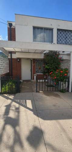 Se Arrienda  Casa 2D, 1B , Condominio Cerro Negro, Sn Bdo - Imagen 2