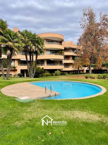 Exclusivo 430 m2 totales 6 dorm. y 5 baños en San Damian.