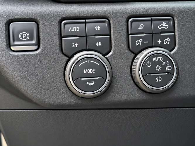 Chevrolet Silverado 6.2 ZR2 AT 4X4 2023 - Imagen 20