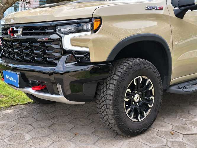 Chevrolet Silverado 6.2 ZR2 AT 4X4 2023 - Imagen 7