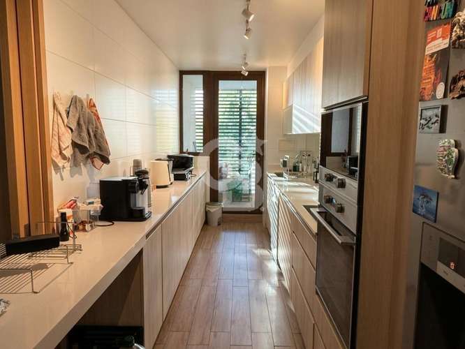 Exclusivo Departamento, terraza panorámica, conectividad - Imagen 9