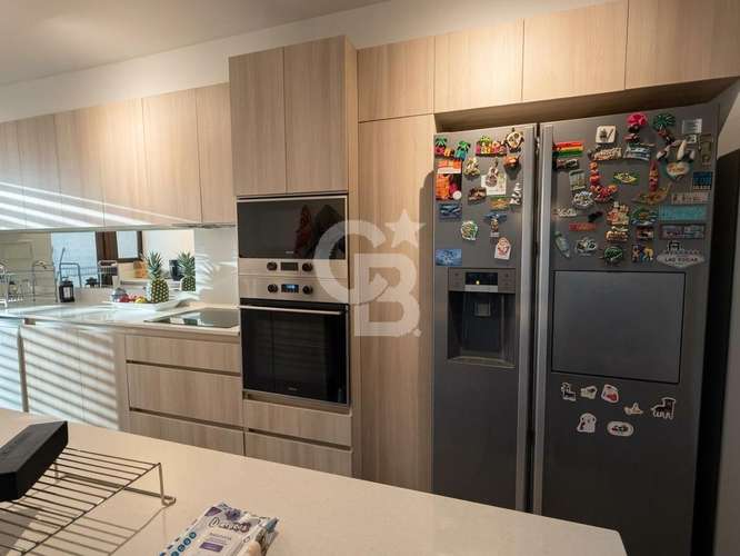 Exclusivo Departamento, terraza panorámica, conectividad - Imagen 7