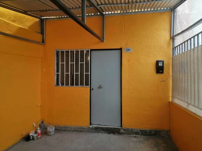 SE ARRIENDA COMODA CASA (186098) - Imagen 2