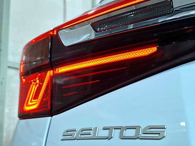 KIA SELTOS 2023