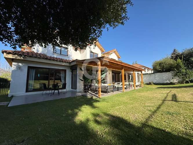 Arriendo. Casa en Condominio, Los Trapenses, Lo  Barnechea