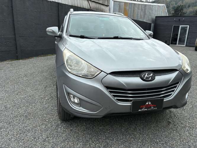 HYUNDAI NEW TUCSON GL CRDI 2.0 — 2014 - Imagen 2