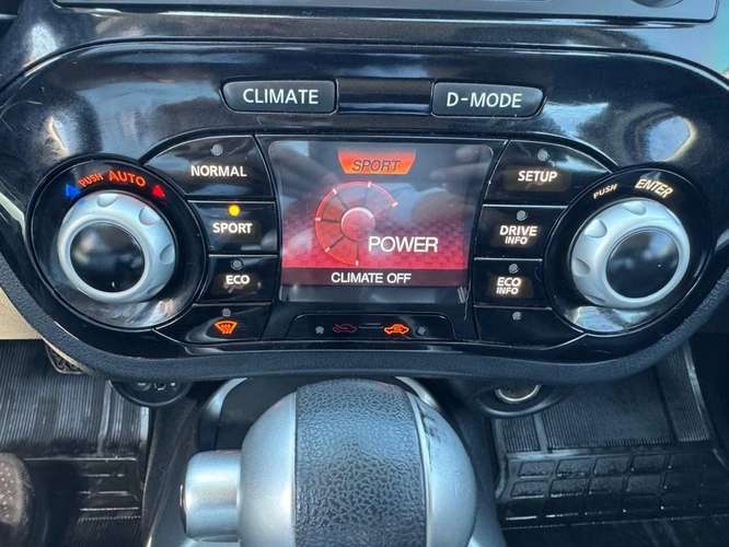 NISSAN JUKE 2016