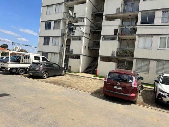 VENTA DEPARTAMENTO CONDOMINIO NUEVA ESPERANZA - Imagen 2