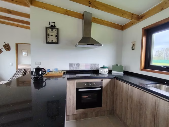 Venta Casa en Parcela 5.000 m² / 2 Dormitorios + 1 Baño / Año 2025 – Río Negro / Región de Los Lagos