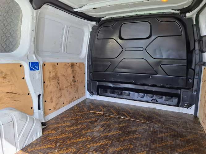 Ford Transit 2.2 TRANSIT CUSTOM MT DIESEL 2024 - Imagen 11