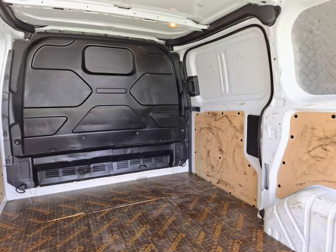 Ford Transit 2.2 TRANSIT CUSTOM MT DIESEL 2024 - Imagen 12