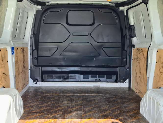 Ford Transit 2.2 TRANSIT CUSTOM MT DIESEL 2024 - Imagen 10
