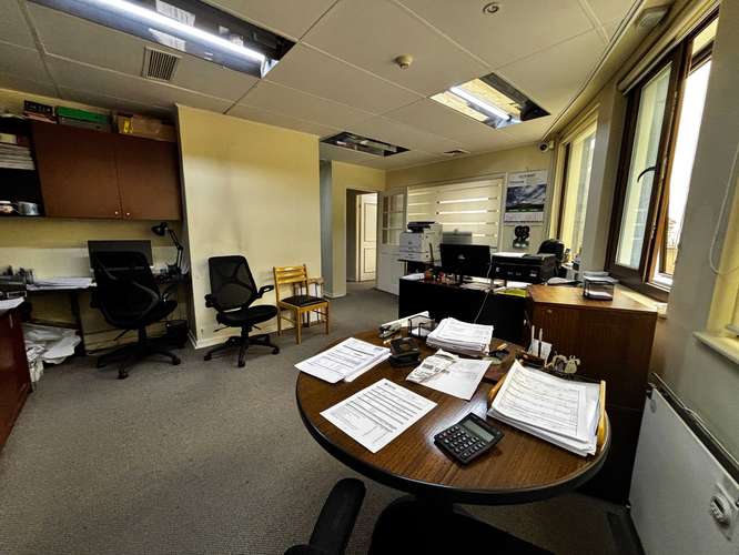 Espacio de Trabajo con Excelente Conectividad (186118) - Imagen 10