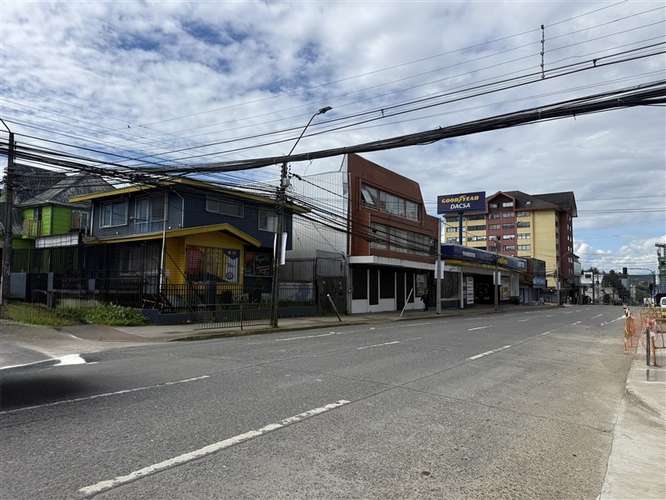 Local Comercial en calle Benavente arriendo en Puerto Montt