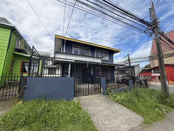 Local Comercial en calle Benavente arriendo en Puerto Montt