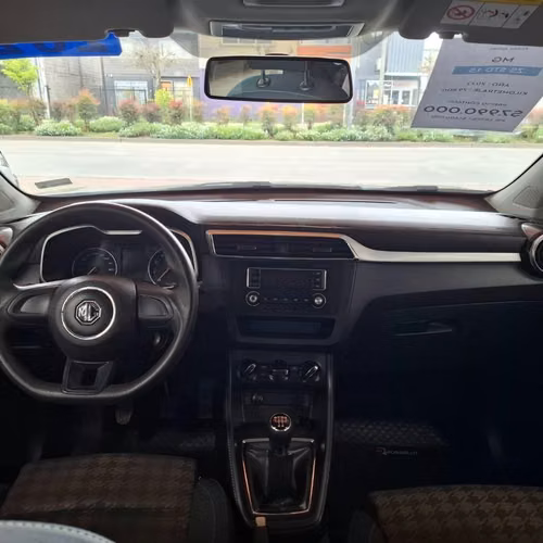 MG ZS Std 1.5 2022 - Imagen 4