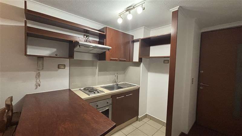 Departamento en arriendo de 1 dorm. en calle carmen