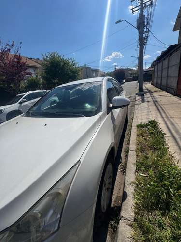 Chevrolet Cruze Full Ls Automático Sedan 1.8 cc - Imagen 2