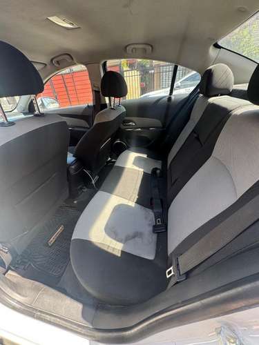 Chevrolet Cruze Full Ls Automático Sedan 1.8 cc - Imagen 6